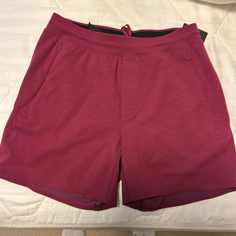 Lulu Lemon Balancer Short 6”